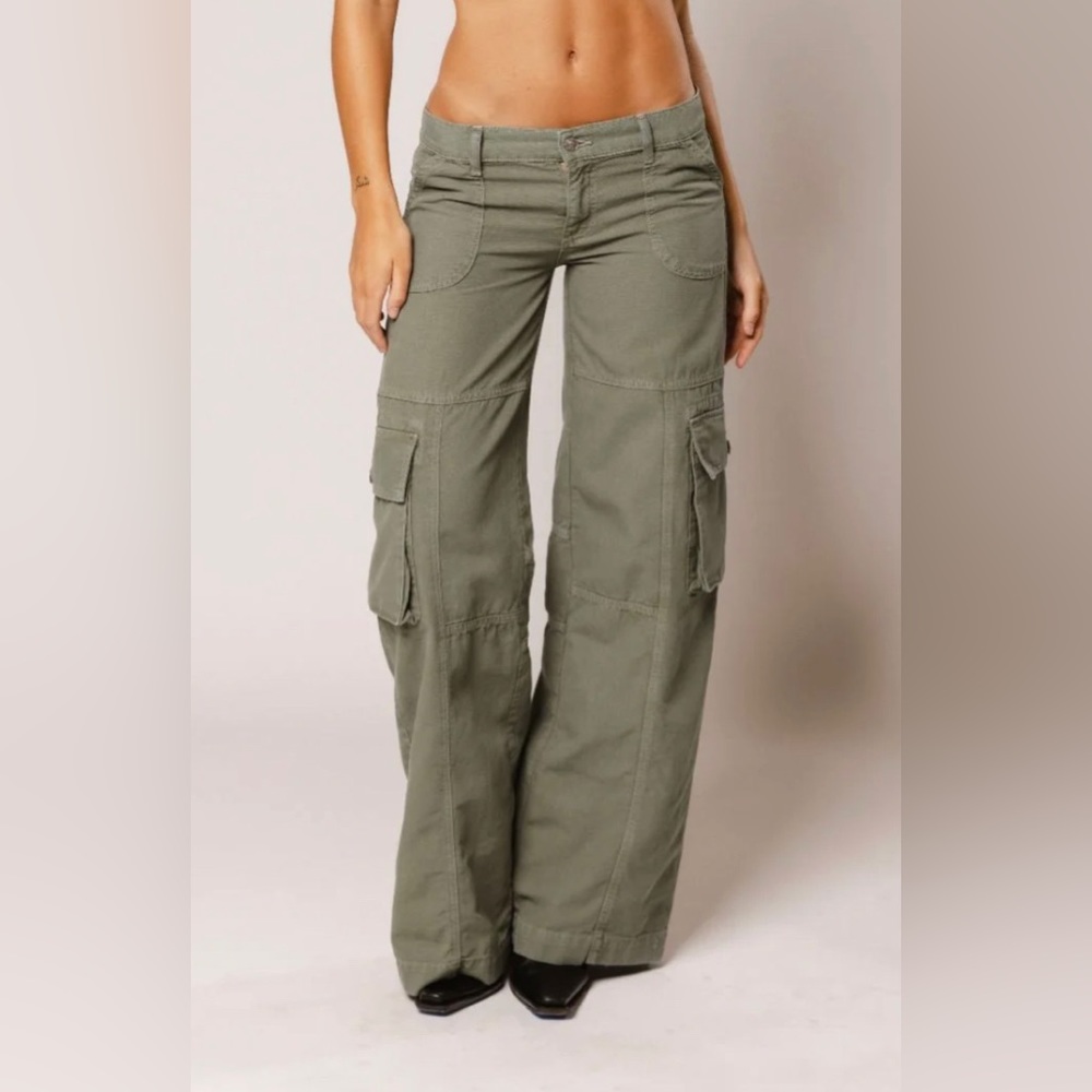 🔥 REVICE 💋Sage Green Flare Cargo Pants